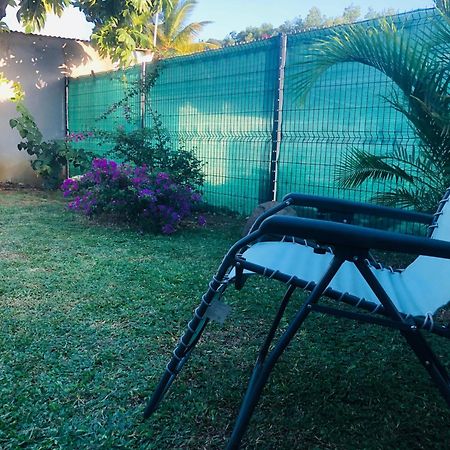Habitation Baliache - Maison Creole Avec Jardin Privatif, Plage A 200M Deshaies Eksteriør bilde