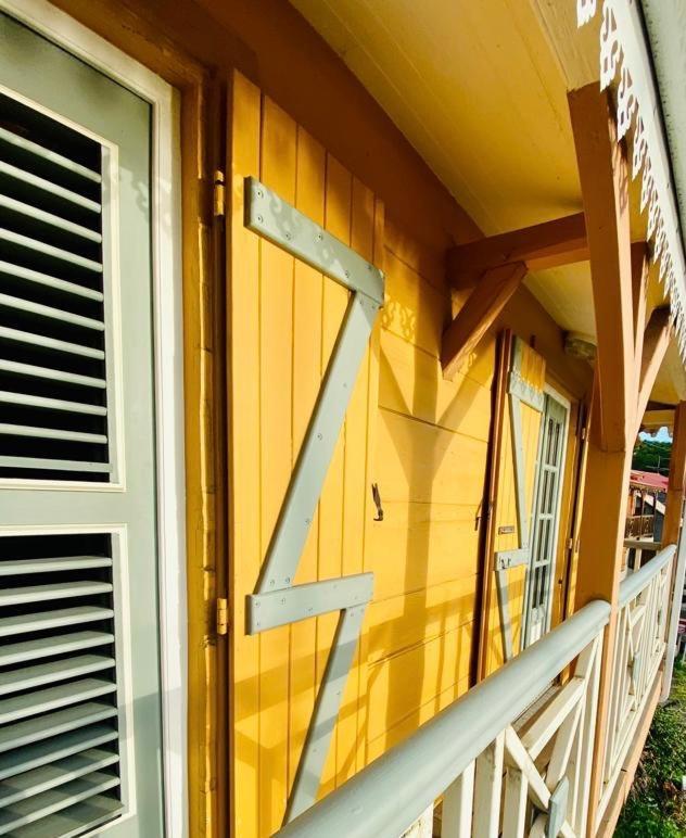 Habitation Baliache - Maison Creole Avec Jardin Privatif, Plage A 200M Deshaies Eksteriør bilde