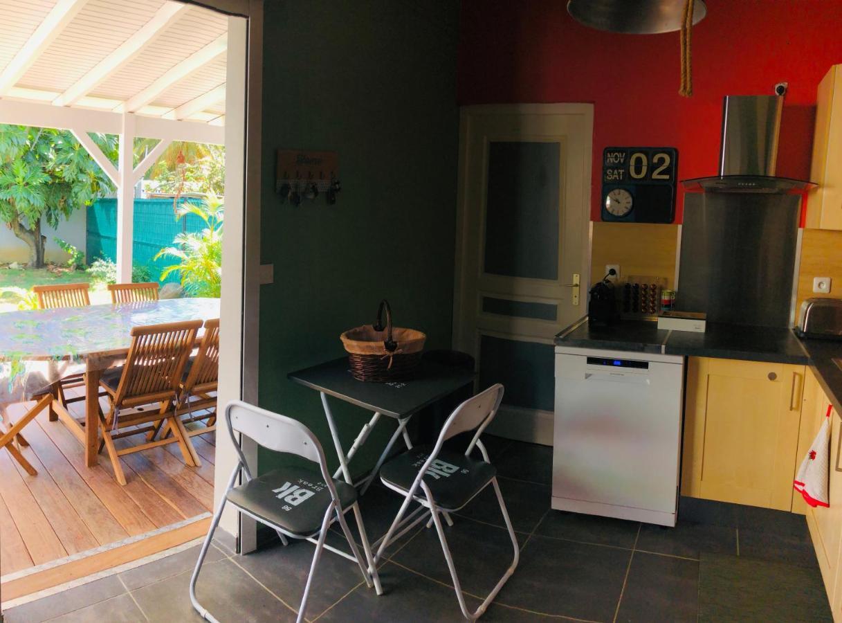 Habitation Baliache - Maison Creole Avec Jardin Privatif, Plage A 200M Deshaies Eksteriør bilde